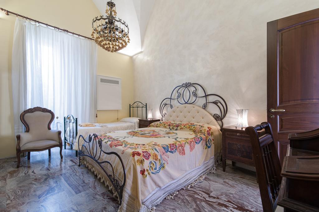 Palazzo Osanna Bed & Breakfast Nardo Exterior photo