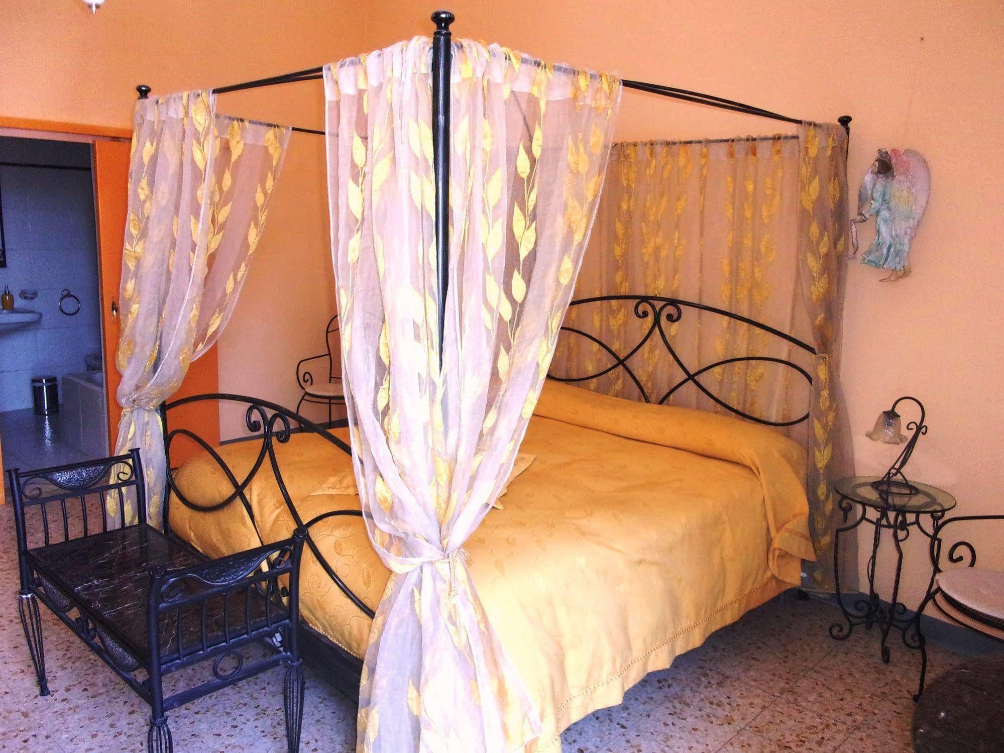 Palazzo Osanna Bed & Breakfast Nardo Exterior photo